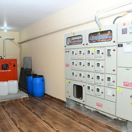 Hotel Omicron 1 Bhk Studio Room บังกาลอร์ ภายนอก รูปภาพ
