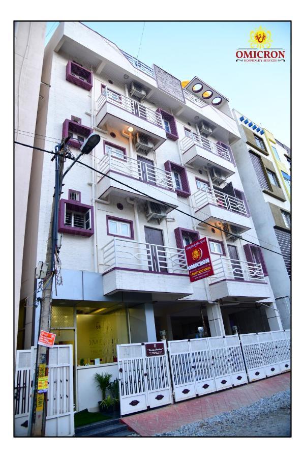 Hotel Omicron 1 Bhk Studio Room บังกาลอร์ ภายนอก รูปภาพ