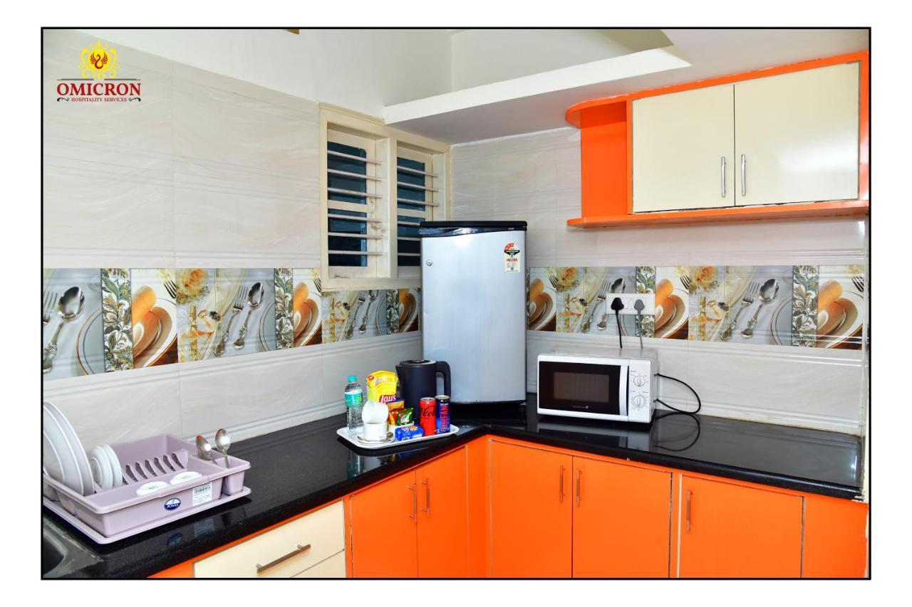 Hotel Omicron 1 Bhk Studio Room บังกาลอร์ ภายนอก รูปภาพ